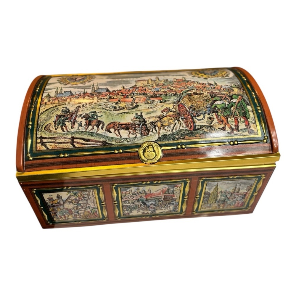Vintage Lebkuchen-Schmidt Historic Nuremberg Chest Hinged Domed Lid Large Tin